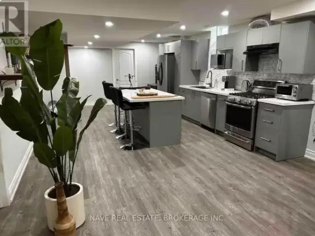 House for rent in Richmond Hill, Golden Horseshoe