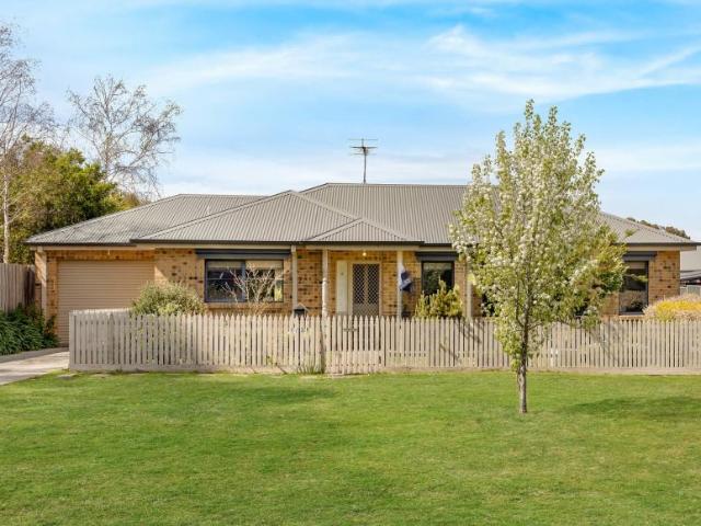 House for sale in Riddells Creek, Victoria