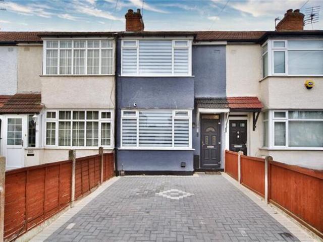 House for sale in Romford, Havering