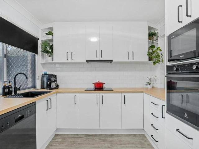 House for sale in Shailer Park, Greater Brisbane