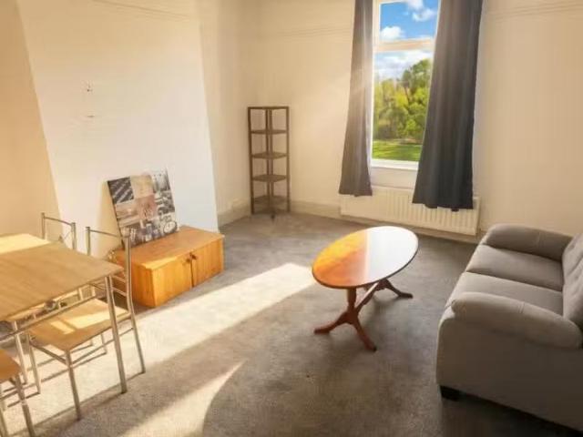 House for rent in Burnedge, Greater Manchester