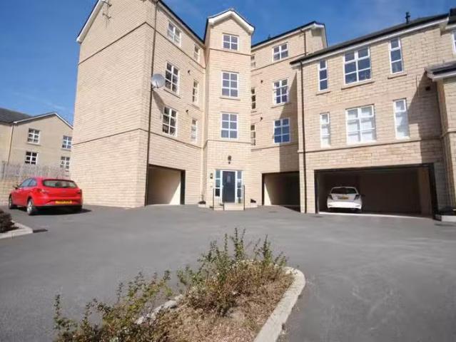 House for rent in Thornton, West Yorkshire