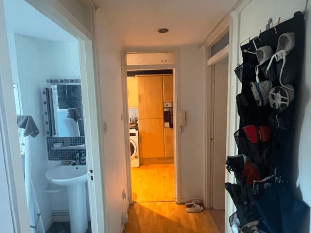 Room for rent in Somers Town, Greater London