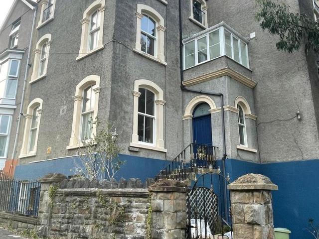 Room for rent in Mumbles ,the, Wales