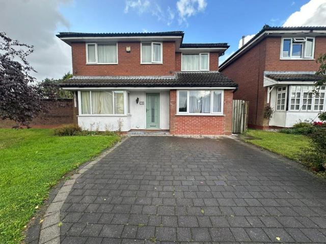 Room for rent in Queen's Park, Blackburn