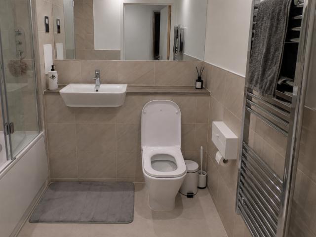 Room for rent in Mill Hill, Greater London