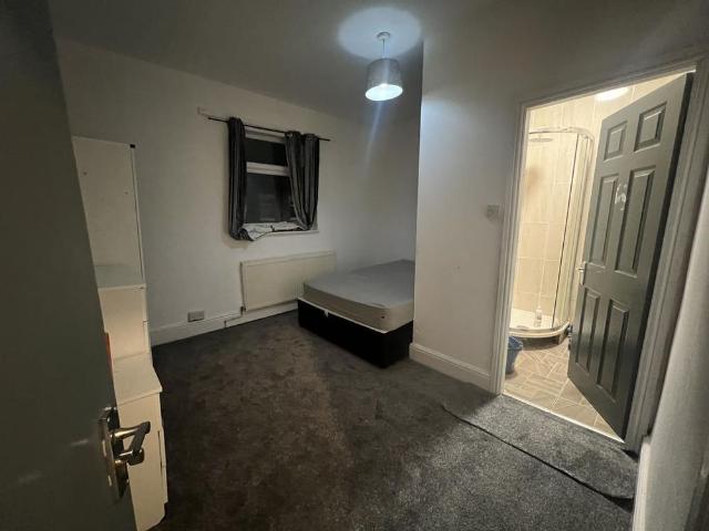 Room for rent in Stirchley, West Midlands