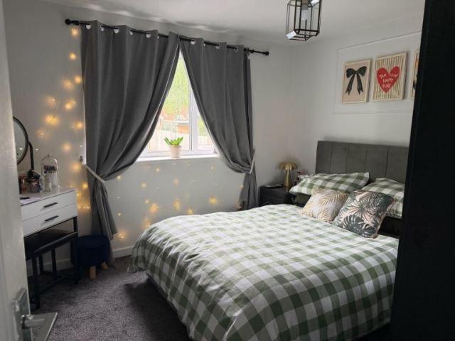 Room for rent in West Midlands
