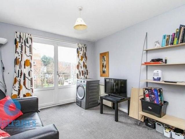 Room for rent in Haddon, East Midlands