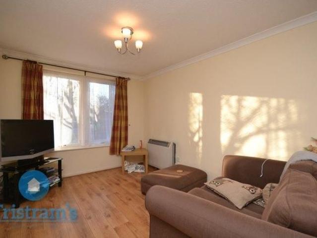 Room for rent in Haddon, East Midlands
