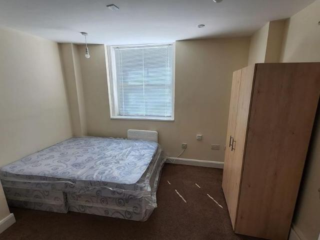 Room for rent in London Borough of Croydon, Addiscombe