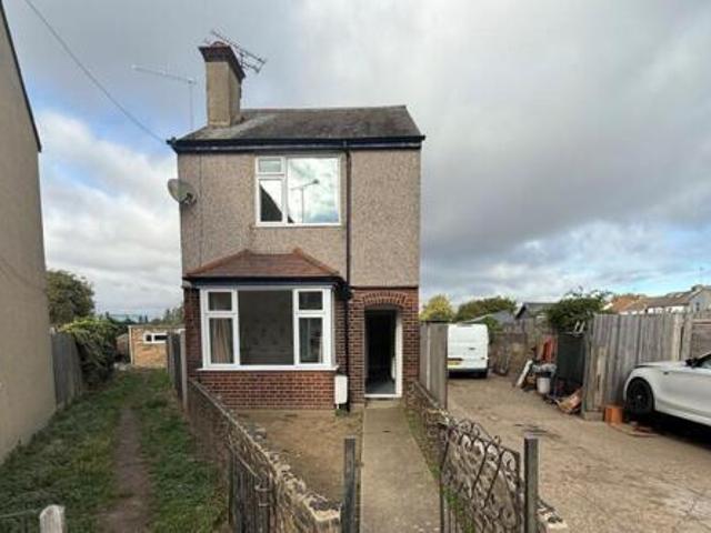House for sale in North Shoebury, Alton Barnes