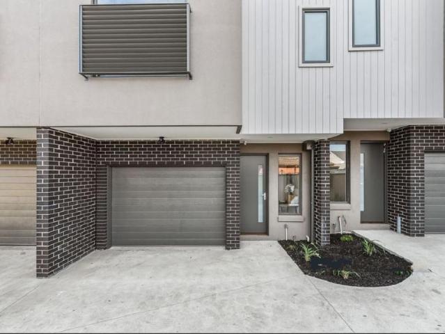 House for rent in Springvale, Melbourne
