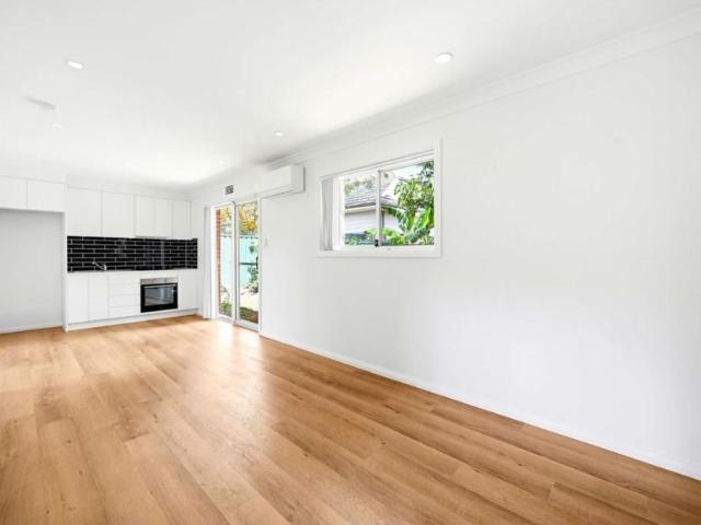 House for sale in North St Marys Shopping, Sydney