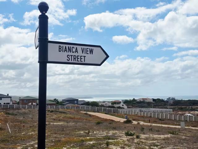 House for sale in Stilbaai, Garden Route District Municipality