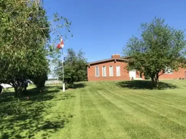 House for rent in Stony Plain