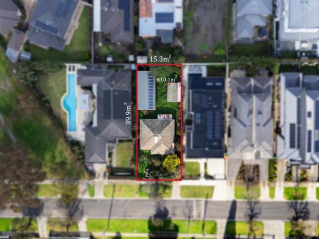 House for sale in Strathmore, Melbourne