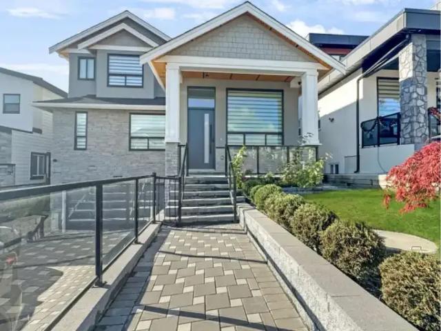 House for rent in Surrey, British Columbia