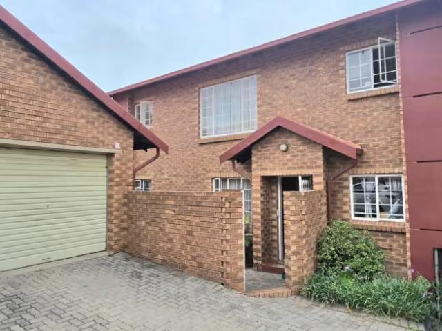 House for sale in The Reeds