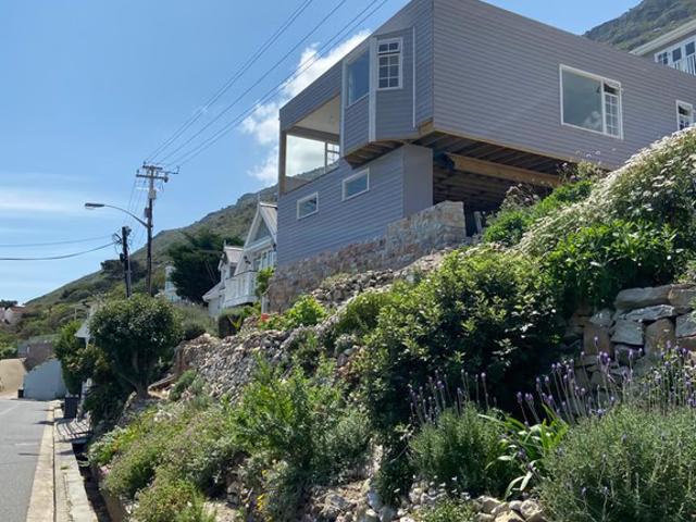 House for rent in Clovelly, City of Cape Town