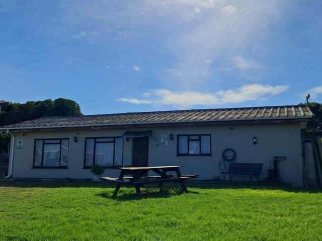 House for rent in Baardskeerdersbos, Western Cape