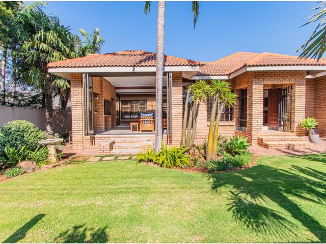 House for rent in Waterkloof, Gauteng