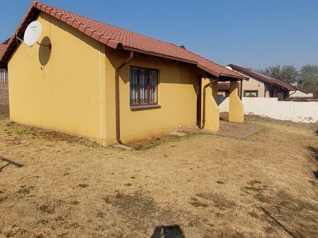 House for rent in Vosloorus, Gauteng