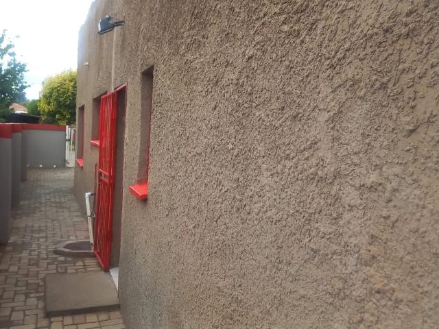 House for rent in Mitchells Plain, Western Cape