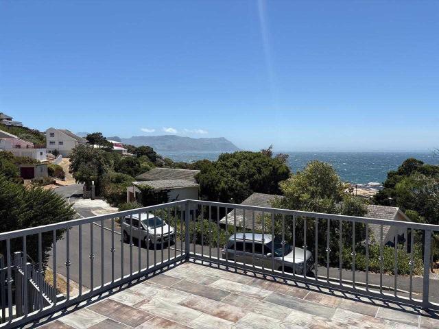 House for rent in Simons Town, Western Cape