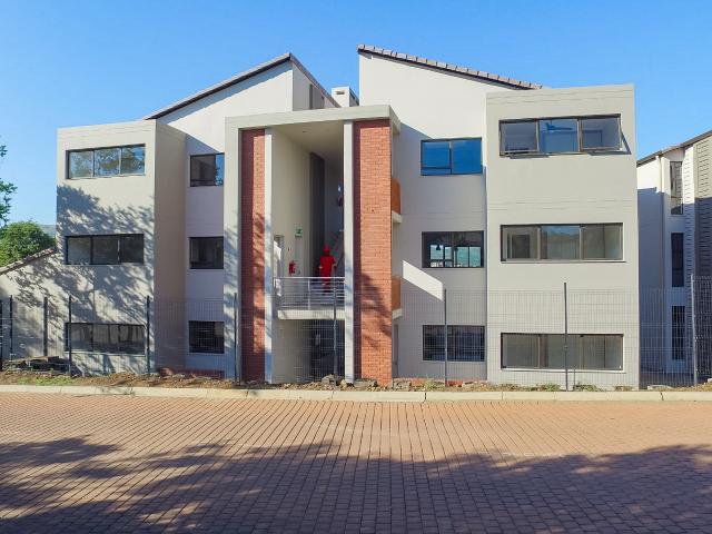 House for rent in Hartbeespoort Dam Nature Reserve, North West
