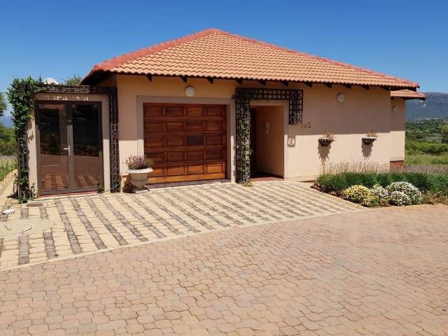 House for rent in Hartbeespoort Dam Nature Reserve, North West