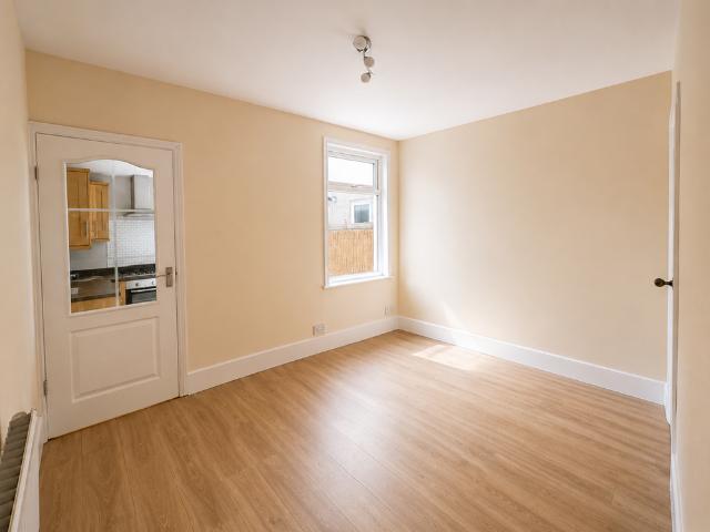 House for rent in Luton, Chatham