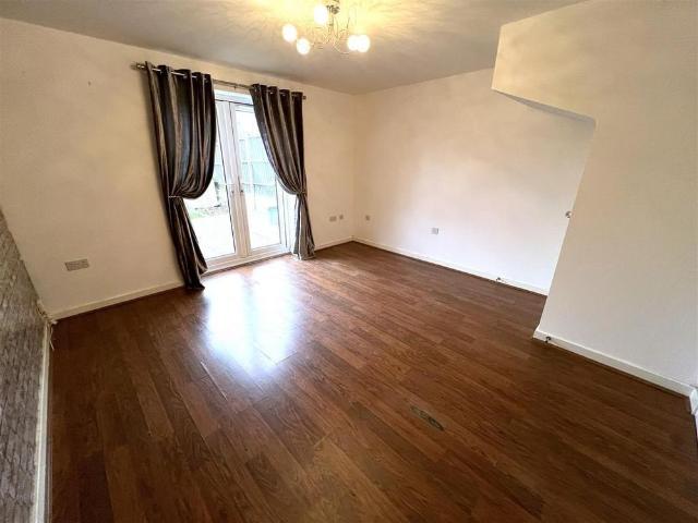 House for rent in Tunstall, Stoke-on-Trent