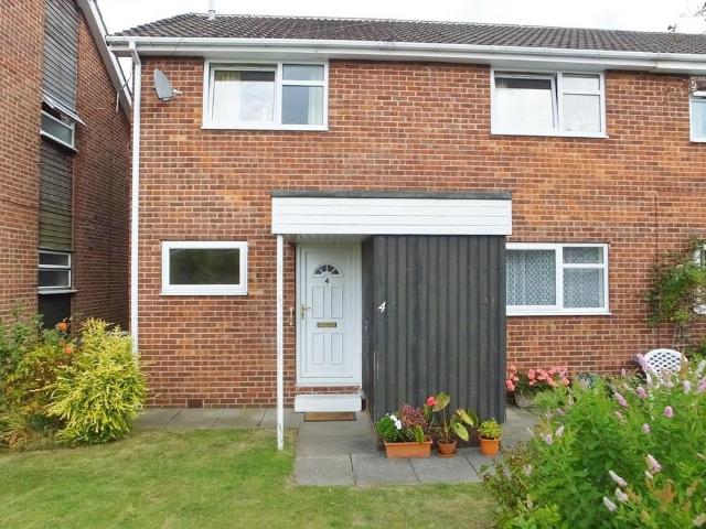 Flat for rent in Aston cum Aughton, Aughton