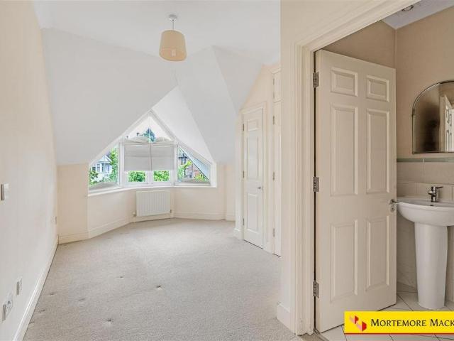 House for rent in Westminster, Victoria