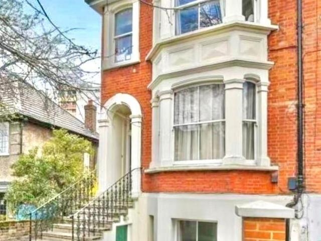 House for rent in London Borough of Ealing, Greater London