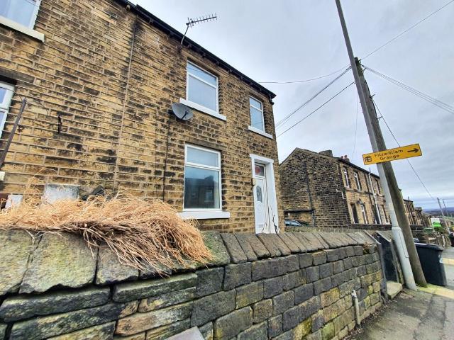 House for rent in Milnsbridge, Kirklees