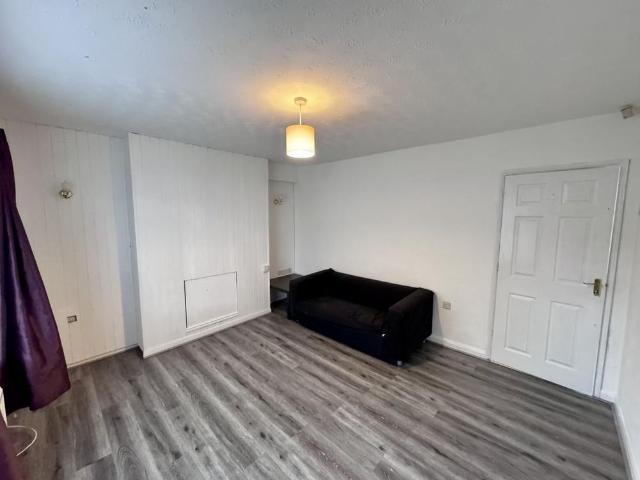 House for rent in Lenton Abbey, City of Nottingham