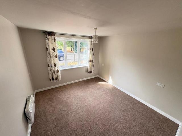 House for rent in Loundsley Green, East Midlands