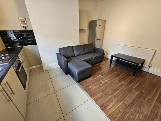 House for rent in Hyde Park, West Yorkshire