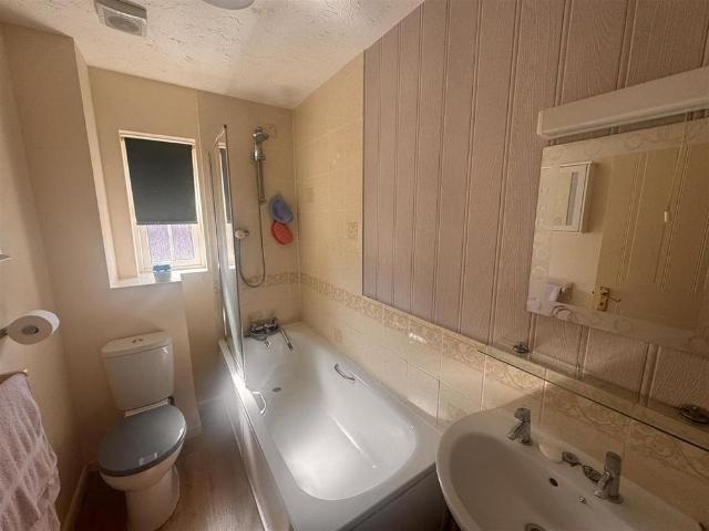 House for rent in Priorswood, Rumwell