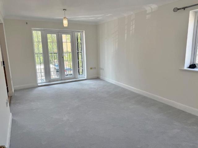 House for rent in Cowley Marsh, The Slade