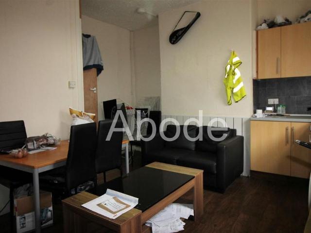 House for rent in Newton Wood, Greenheys
