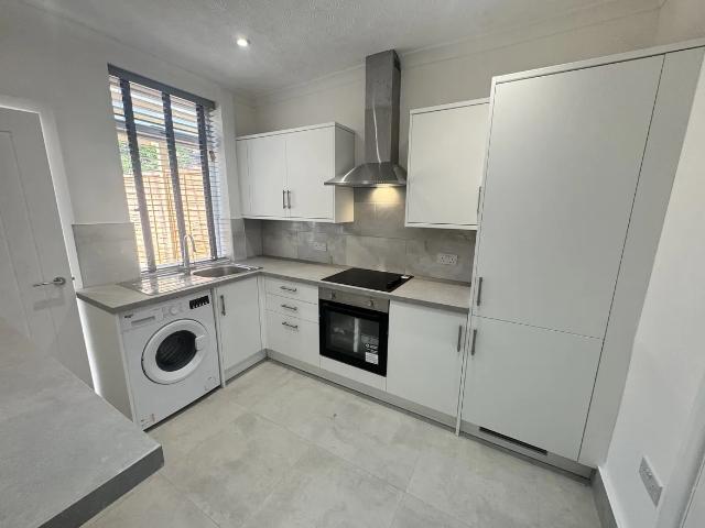 House for rent in Berry Hill, Potters Corner