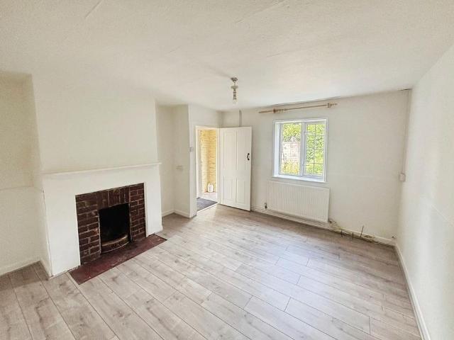 House for rent in Chichester, Littlecote