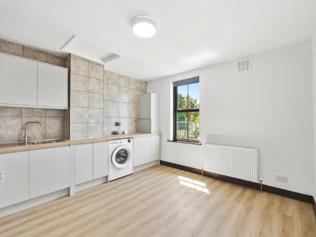 House for rent in Surbiton, Isle Of Man