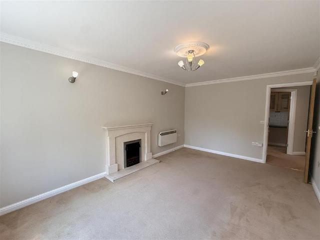 House for rent in London Borough of Croydon, Waddon