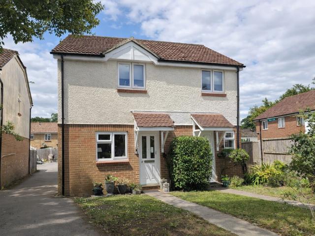 House for rent in Littlecote, West Sussex