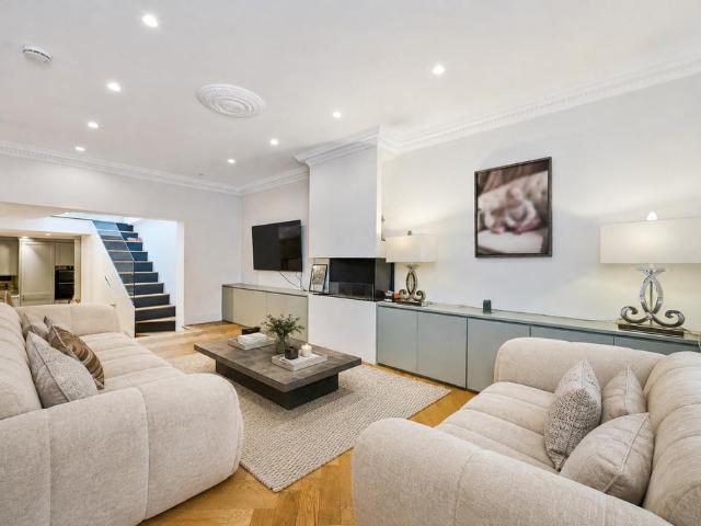 House for rent in Earl's Court, Isle Of Man