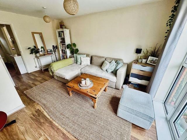 House for rent in Coedkernew, Wales